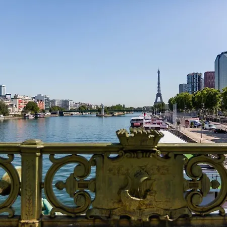 Apartment Veeve - A Balcony In Beaugrenelle